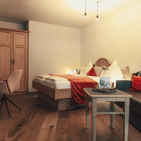 Hotel Riederalm 4*